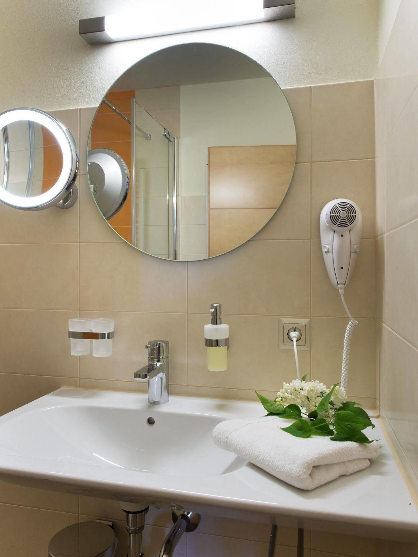 ראתנאו Sonn'Idyll Hotel & Saunalandschaft מראה חיצוני תמונה